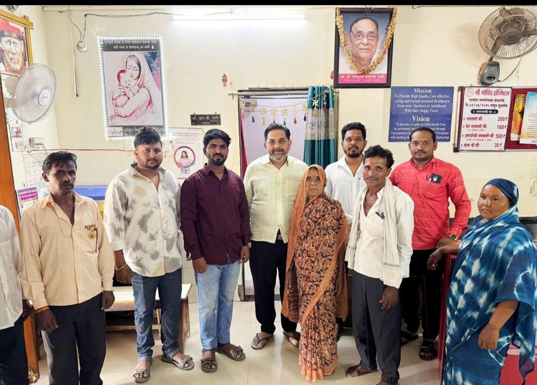 पाचोरा डॉक्टर्स असोसिएशन, रोटरी आणि आर्यन ग्रुप यांच्या मदतीने एस टी च्या गर्दीमुळे ताटातूट झालेल्या माय - लेकीची भेट
