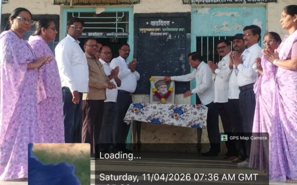 ग्राम विकास विद्यालयात क्रांतीसूर्य महात्मा फुले जयंती उत्साहात साजरी