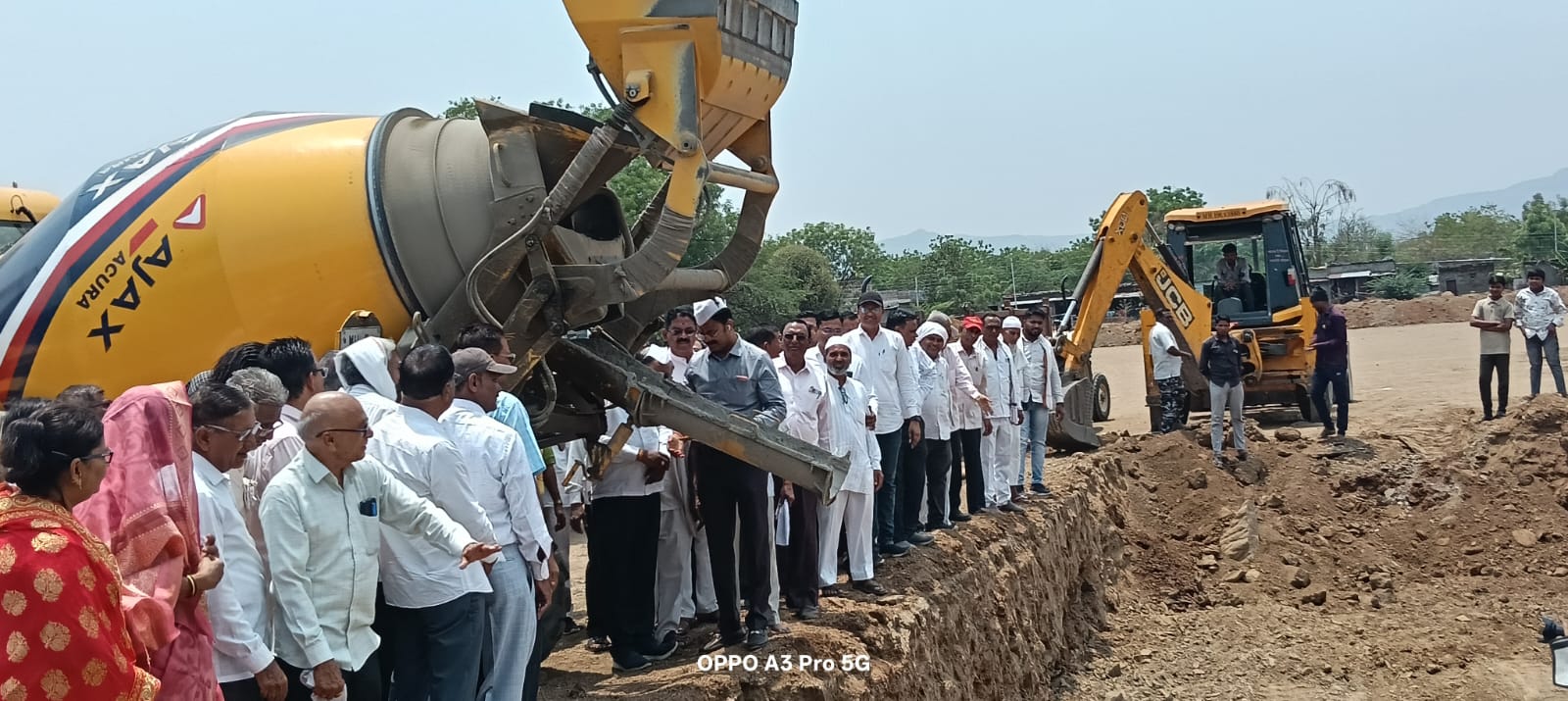 पिंपळगाव (हरे) येथे ग्राम विकास विद्यालयाच्या नव्या इमारतीचे भूमिपूजन उत्साहात संपन्न
