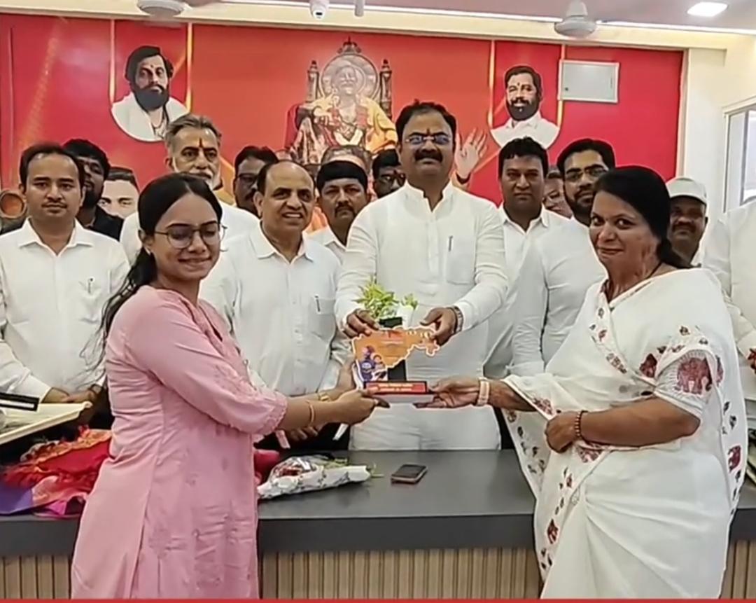 स्पर्धा परीक्षेत यशस्वी विद्यार्थ्यांचा भव्य सत्कार; ‘सक्षम पिढी घडवण्यासाठी पुढे या’ – आ. किशोर पाटील