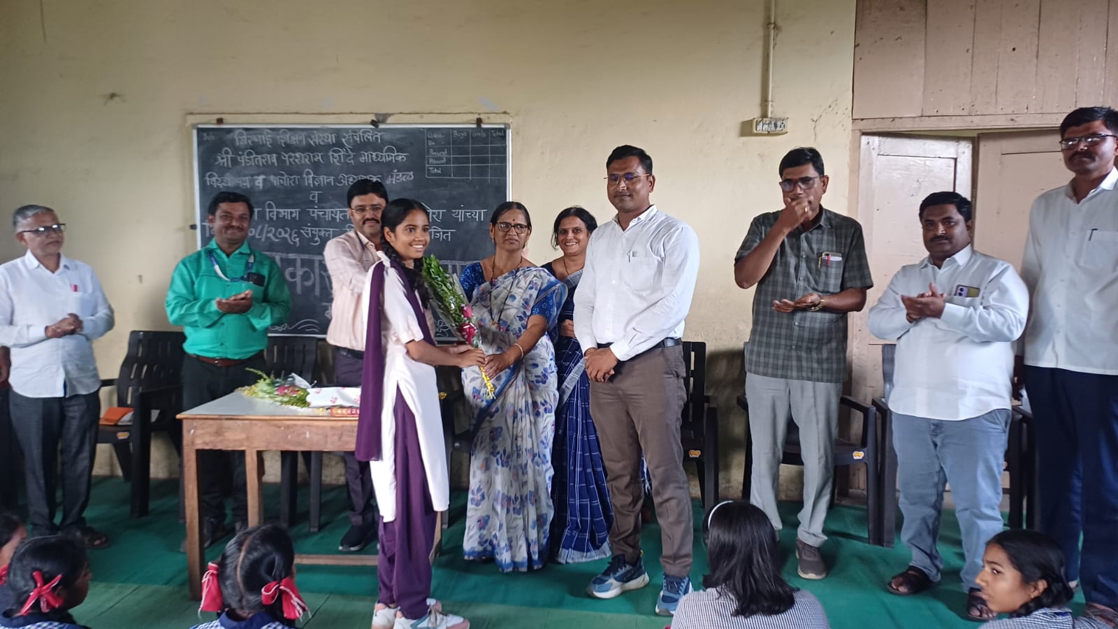 तालुकास्तरीय विज्ञान मेळाव्यात ग्राम विकास विद्यालयाचे घवघवीत यश